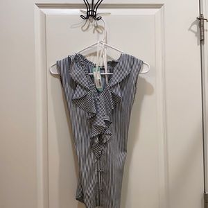 Yagwvi button down detail blouse